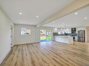 2802 Cowley Way, San Diego CA 92110