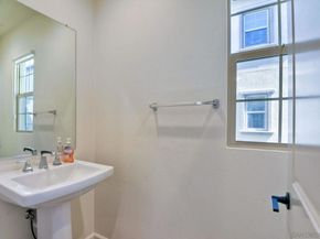 912 Slate St, San Marcos CA 92078