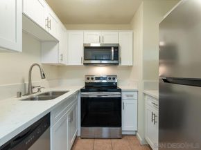 1350 N Escondido Blvd 7, Escondido CA 92026