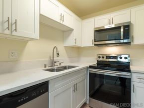 1350 N Escondido Blvd 7, Escondido CA 92026