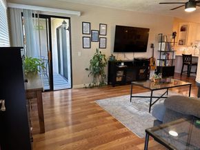 425 Autumn Dr 25, San Marcos CA 92069