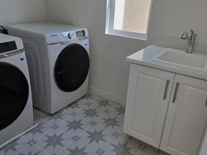 724 Kingbird Loop, Oceanside CA 92058