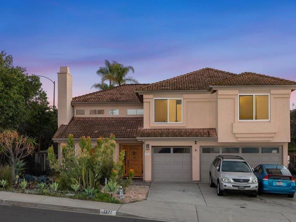 1371 Hinrichs Way, Escondido CA 92027