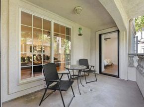 2842 Torrey Pines Rd, La Jolla CA 92037