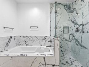 2842 Torrey Pines Rd, La Jolla CA 92037