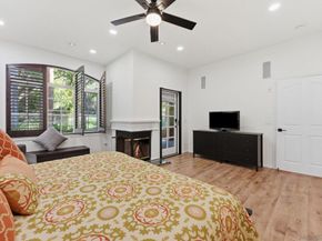 2842 Torrey Pines Rd, La Jolla CA 92037