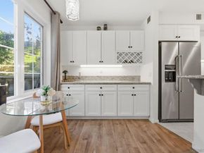 2842 Torrey Pines Rd, La Jolla CA 92037