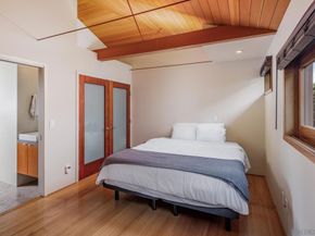 330 Neptune Ave, Encinitas CA 92024