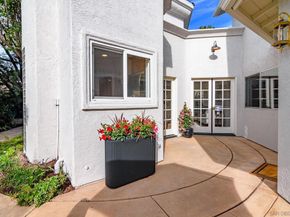 1820 Bienvenida Circle, Carlsbad CA 92008