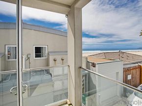 3786 Strandway 2, San Diego CA 92109