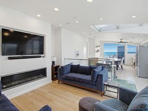 3786 Strandway 2, San Diego CA 92109