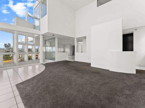 1550 Bluebird Ln, La Jolla CA 92037