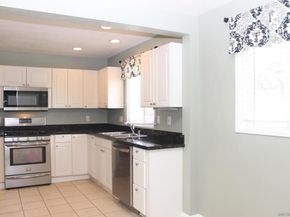 2566 Nye St, San Diego CA 92111