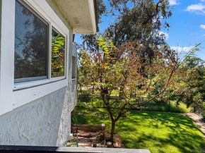 9401 Carlton Oaks Dr E, Santee CA 92071