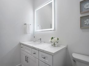 4386 Newport Ave, San Diego CA 92107