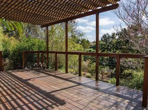 5725 Loma Verde Dr, Rancho Santa Fe CA 92067