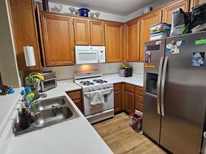 14510 Camino De La Luna 6, San Diego CA 92127