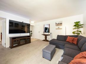 4860 Rolando Ct Unit 52, San Diego CA 92115