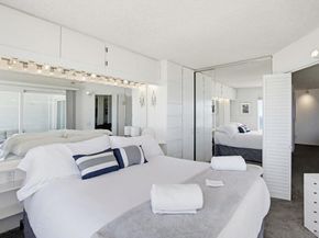 3755 Ocean Front 15, San Diego CA 92109