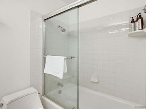 3755 Ocean Front 15, San Diego CA 92109
