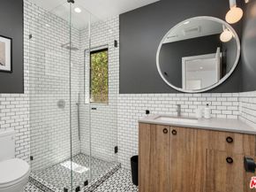 321 N Laurel Avenue, Los Angeles CA 90048