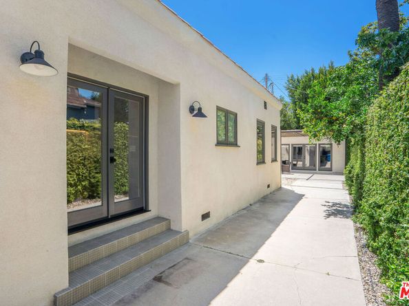 321 N Laurel Avenue, Los Angeles CA 90048