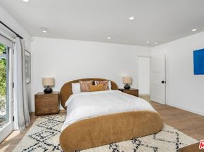 321 N Laurel Avenue, Los Angeles CA 90048