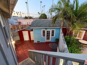 837 Venice Boulevard, Venice CA 90291