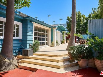 837 Venice Boulevard