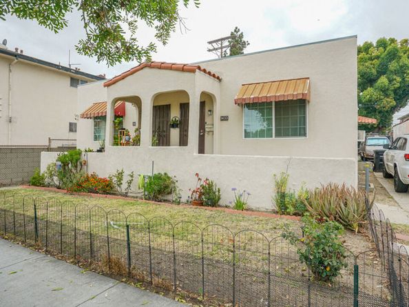 1431 Dixon Street, Glendale CA 91205