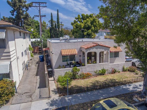 1431 Dixon Street, Glendale CA 91205