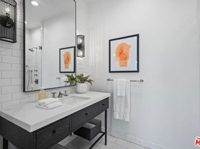9928 Toluca Lake Avenue, Toluca Lake CA 91602