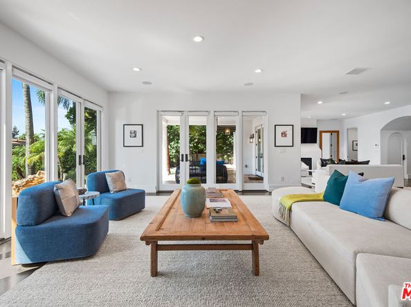 9928 Toluca Lake Avenue, Toluca Lake CA 91602