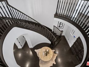 9928 Toluca Lake Avenue, Toluca Lake CA 91602