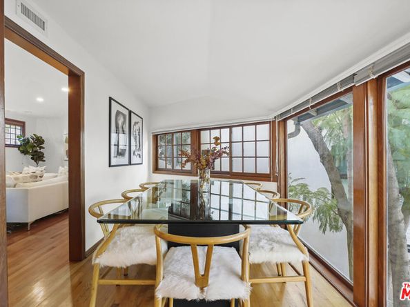 11579 Sunshine Terrace, Studio City CA 91604