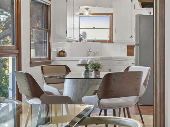 11579 Sunshine Terrace, Studio City CA 91604