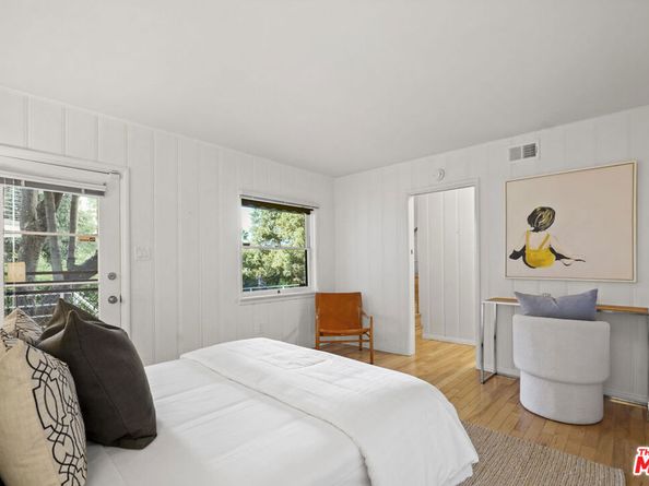 11579 Sunshine Terrace, Studio City CA 91604