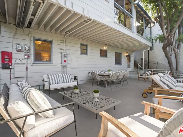 11579 Sunshine Terrace, Studio City CA 91604