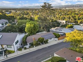 11579 Sunshine Terrace, Studio City CA 91604