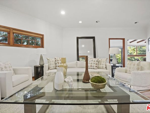 11579 Sunshine Terrace, Studio City CA 91604