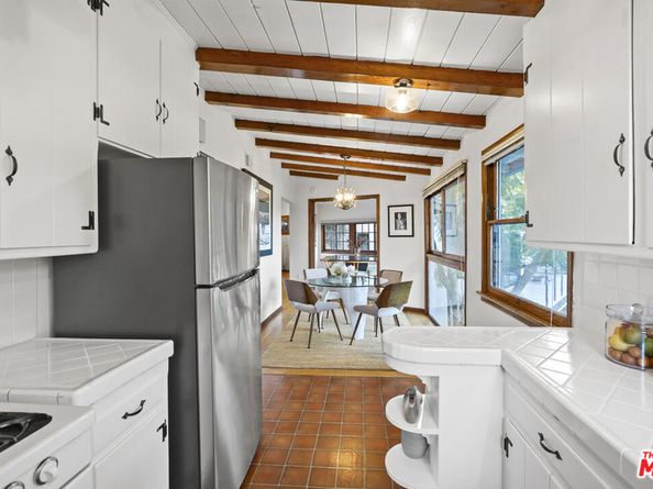 11579 Sunshine Terrace, Studio City CA 91604