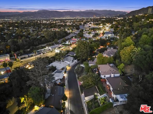 11579 Sunshine Terrace, Studio City CA 91604