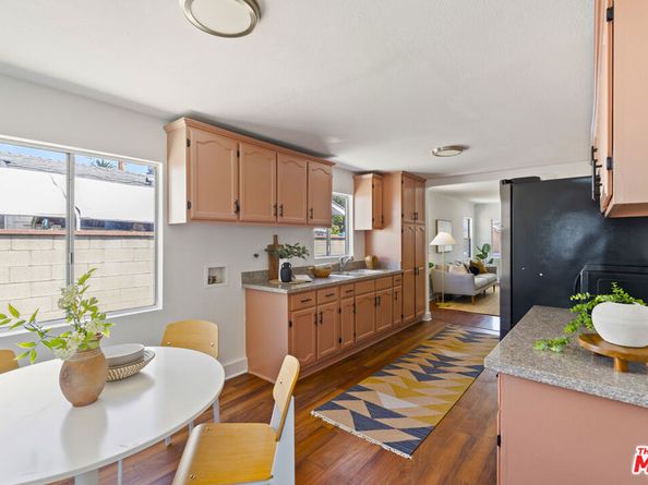 6043 Madden Avenue, Los Angeles CA 90043