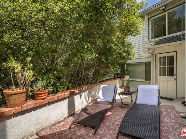 172 S Woodburn Drive, Los Angeles CA 90049