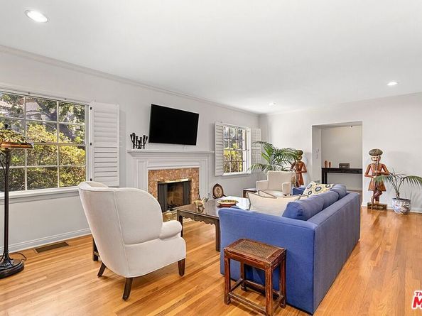 172 S Woodburn Drive, Los Angeles CA 90049