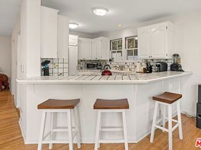 172 S Woodburn Drive, Los Angeles CA 90049