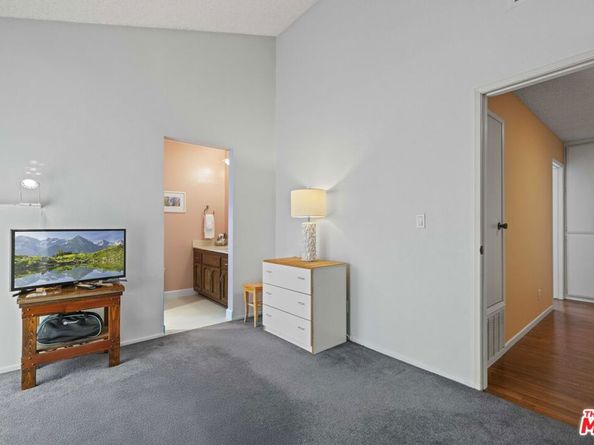 2701 Voorhees Avenue 3, Redondo Beach CA 90278