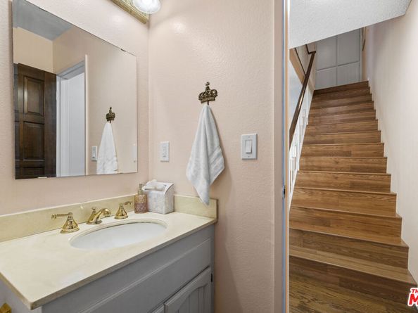 2701 Voorhees Avenue 3, Redondo Beach CA 90278