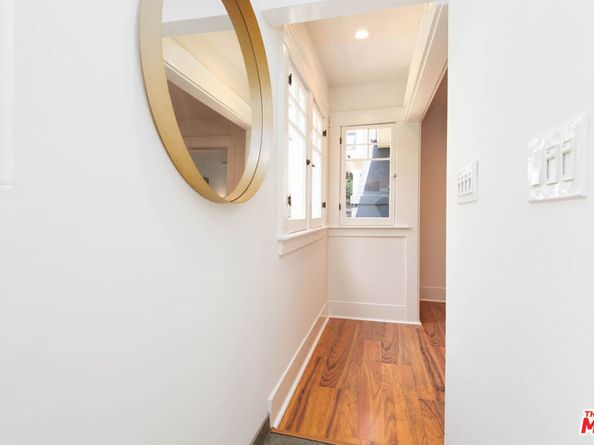 6516 Lexington Avenue, Los Angeles CA 90038
