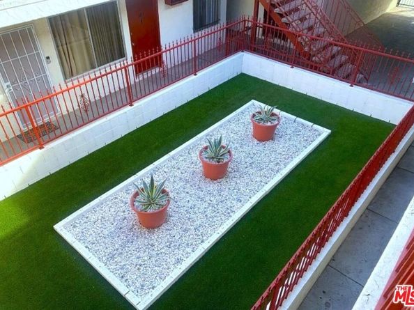 5661 Lexington Avenue, Los Angeles CA 90038